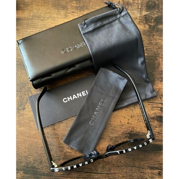 CHANEL Unisex Street Style Military Skater Style Sunglasses in Black NIB - Picture 3 of 9